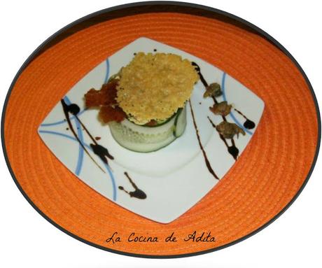 Ensalada con crujientes ,de queso y jamón