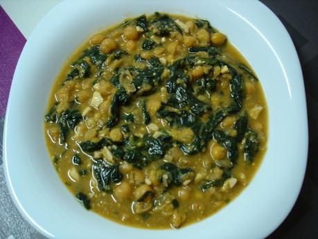 Potaje de garbanzos y espinacas