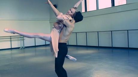 Cuando la bailarina se convierte en diseñadora, Janie Taylor Cuando la bailarina se convierte en diseñadora, Janie Taylor