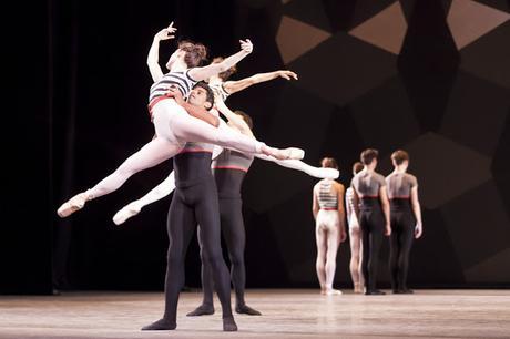 Cuando la bailarina se convierte en diseñadora, Janie Taylor Cuando la bailarina se convierte en diseñadora, Janie Taylor