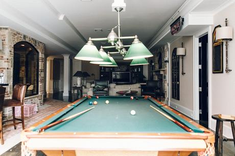 Revolve_In_The_Hamptons-Denim_Skirt-Ripped-Grey_Top-Collage_Vintage-14