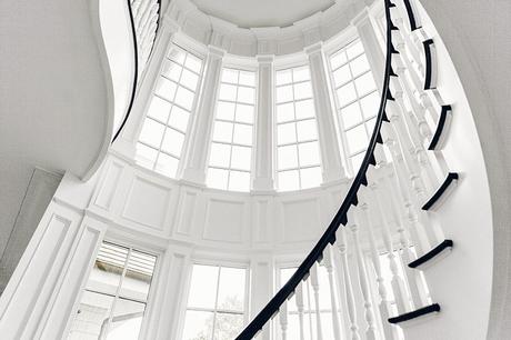 Revolve_In_The_Hamptons-Denim_Skirt-Ripped-Grey_Top-Collage_Vintage-10