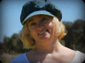 Paula rosselló frau