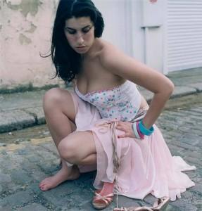 600full-amy-winehouse