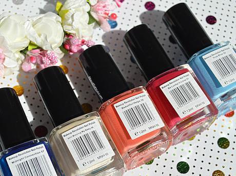 Swatches en mis uñas de esmaltes de MAKEUP REVOLUTION// MAKEUP REVOLUTION nail polishes nail swatches