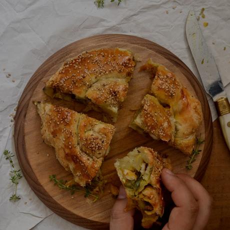 BÖREK DE POLLO PICANTE