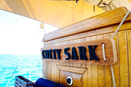 from_the_summer_cuttybandistas_with_cutty_shark_glamour_narcotico_mallorca_ibiza_formentera_mediterraneo_fashion_blogger (32)