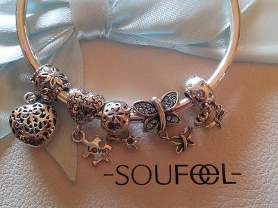 Luciendo Pulsera Nueva