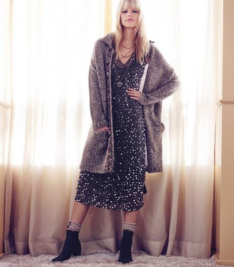 Nadine Leopold luce diseños de los 70s para la nueva campaña de Twin-Set