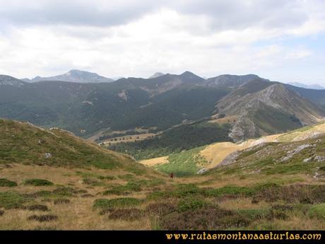 Ruta Ventaniella, Ten y Pileñes: Subiendo por la canal de Ten