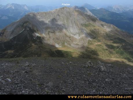 Ruta Ventaniella, Ten y Pileñes: Bajando del Ten al Collado de las Arriondas