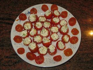 TOMATES CHERRY RELLENOS DE QUESO