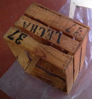 Restaurando una caja frutas Restaurando una caja frutas