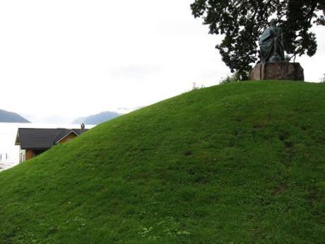 túmulos de época vikinga, Balestrand