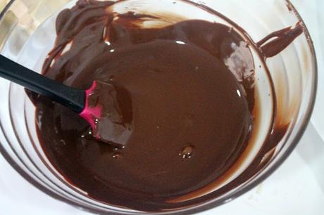 Polos de chocolate con corazón de plátano (paso a paso)