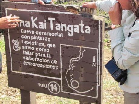 Cueva Ana Kai Tangata. Rapa Nui