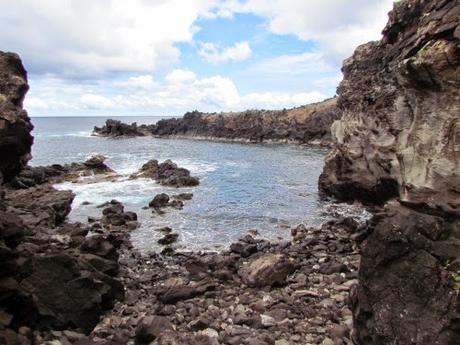 Cueva Ana Kai Tangata. Rapa Nui