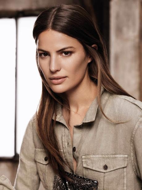 Cameron Russel luce moda de otoño para Next