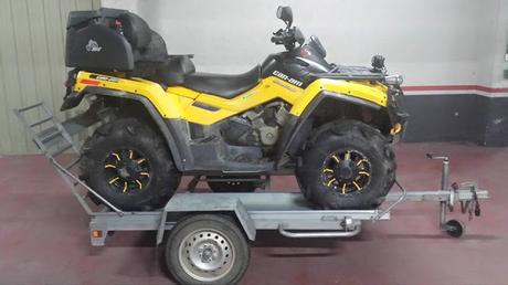 SE VENDE OUTLANDER 650 MAX XT, 8000€ SE VENDE OUTLANDER 650 MAX XT, 8000€