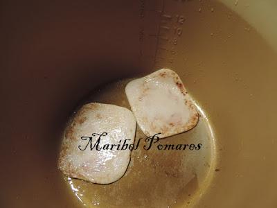 Hamburguesas de calabaza con jamón de pavo, tomate y queso.