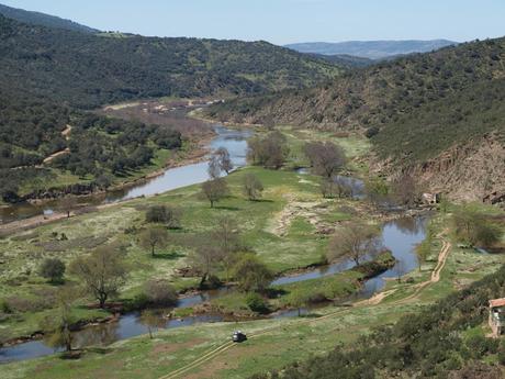 Mapa para llegar al Estrecho de las Hoces del Guadiana y tabla de la Murciana en Arroba de los Montes.