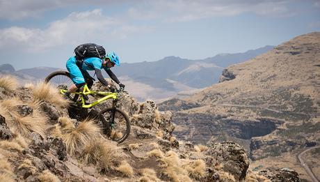 Casco Giro Montaro es la nueva protección para la cabeza para MTB con tecnología MIPS