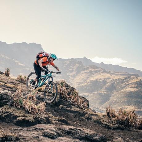 Casco Giro Montaro es la nueva protección para la cabeza para MTB con tecnología MIPS