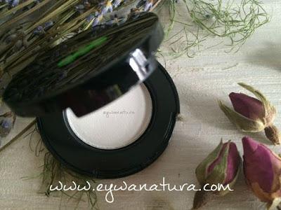 Swatches: Sombras de Ojos de Nvey Eco!!!