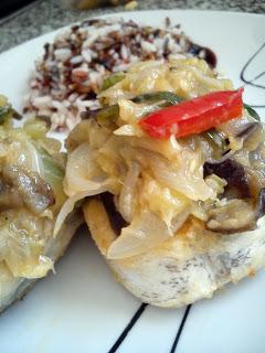 Merluza con verduritas y arroz salvaje