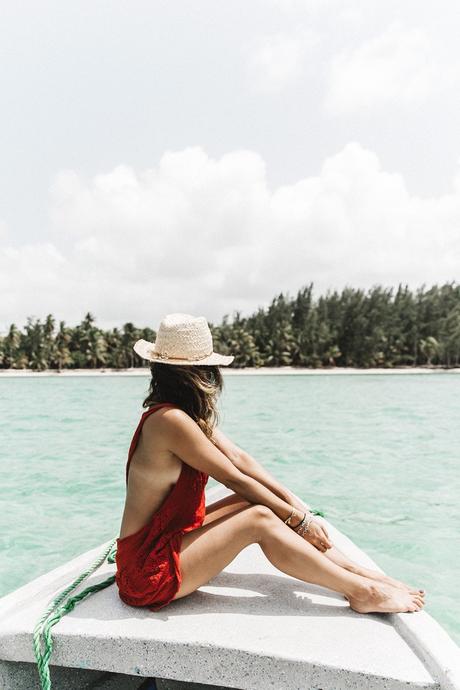 Boat-Jens_Pirate_Booty-Red_Jumpsuit-Outfit-Beach-Punta_Cana-Summer-Collage_On_The_Road-8