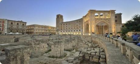 Un viaje en el territorio de Lecce es un viaje en el tiempo, desde la atmósfera prehistórica a la civilización rupestre.