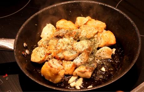 Pollo al ajillo fácil