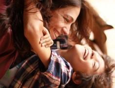 6 cosas que tus hijos aprenderán observando qué sucede en casa b-ar-lucianatorres-actividadquemehizomejormadre732x412