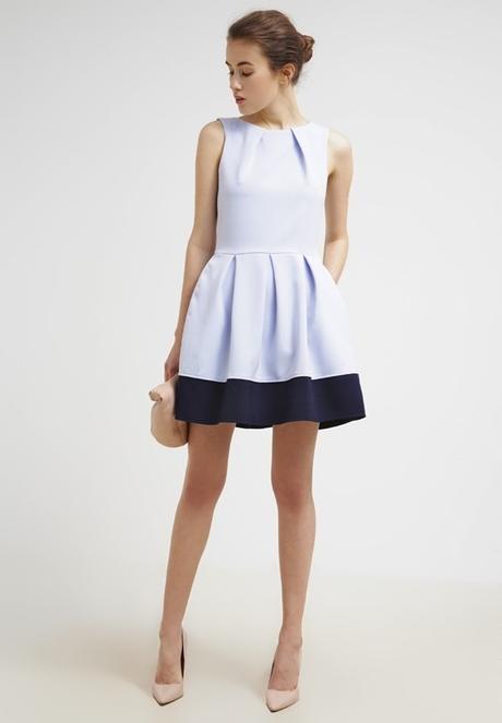 Boda en otoño: elegir vestido y complementos según tu relación con los novios