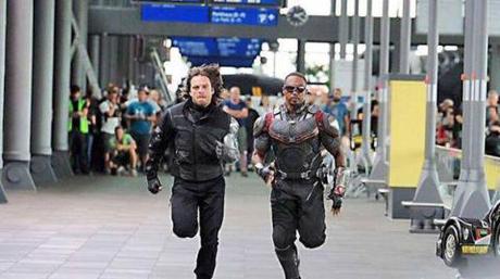 Nueva imagen de #CaptainAmerica: #CivilWar con #Falcon y #ElSoldadoDelInvierno