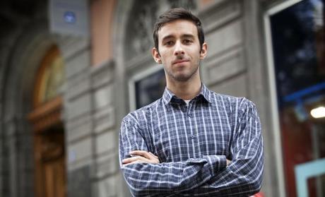 Top Ten Tuesday #15: Autores de los que compraría cualquier libro que escribieran Top Ten Tuesday #15: Autores de los que compraría cualquier libro que escribieran