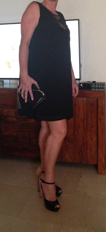 moda, blog moda, blog solo yo, solo yo, boda, vestido boda, negro, pedrería, gasa, divity, vestido negro pedreria corto, 