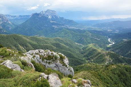 Senderismo en el valle de Escuaín: ruta de las ermitas de Tella y miradores de Revilla