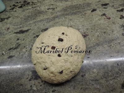 Pan integral de calabaza, semillas de amapola, linaza, girasol y pasas.