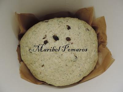 Pan integral de calabaza, semillas de amapola, linaza, girasol y pasas.