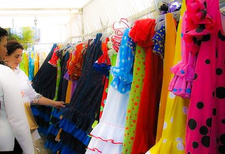 ¿Sabes Donde Buscar Vestidos de Flamenca Baratos? ¡Aquí te decimos!