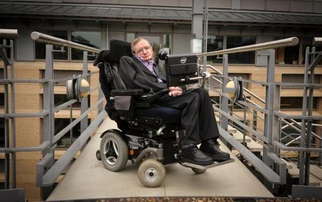 El software que usa Stephen Hawking para comunicarse ya está disponible para todos