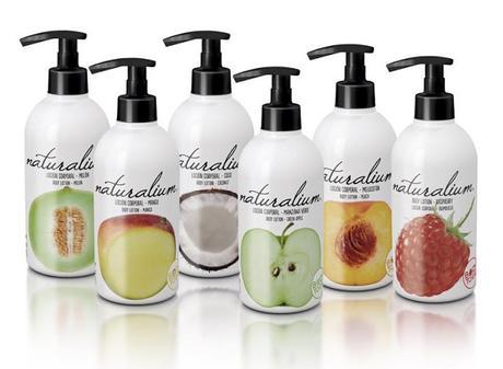 Disfrutando del olor a frambuesa gracias a NATURALIUM