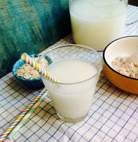 Leche de avena la foto