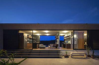 Casa de Hormigon Armado Minimalista