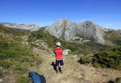 DANIEL DESCUBRE SOMIEDO Y SUS OSOS