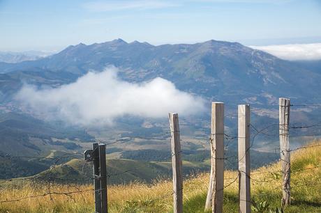 Subiendo a Pico Tres Mares