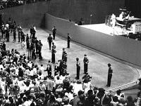 50 años: 22 Ago. 1965 - Memorial Coliseum - Portland, Oregon [VIDEO]
