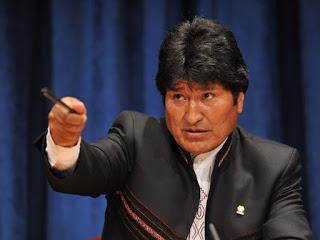 Evo Morales revela que no quiso monarquías en su investidura