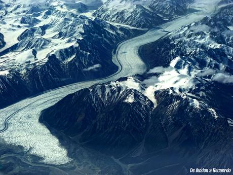 vista-aerea-de-un-glaciar-en-Alaska